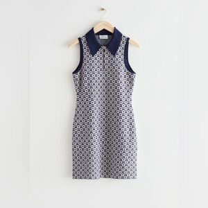 & Other Stories Navy and White Floral Jaquard Dress - Size Small